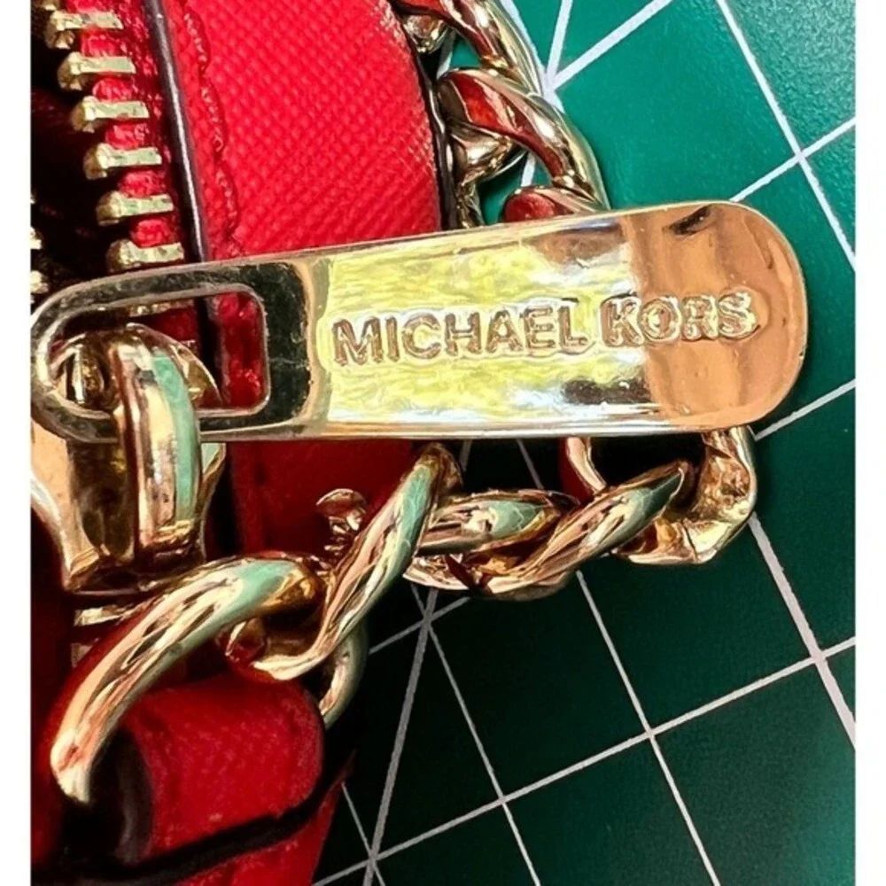 Michael Kors Med Red Leather Jet Set Crossbody Bag Butterfly Embellished Purse - Picture 7 of 11